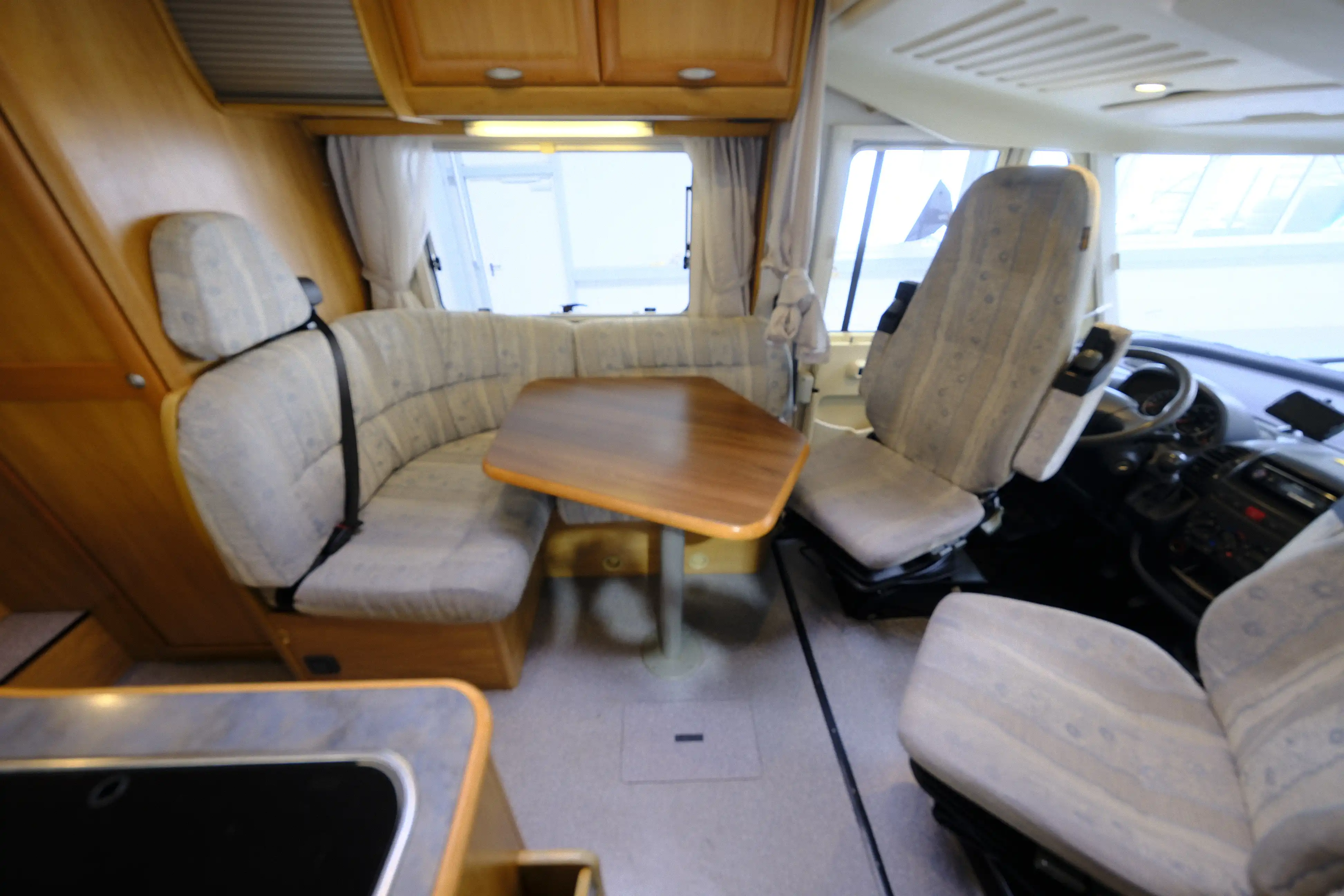 HYMER-ERIBA B 524